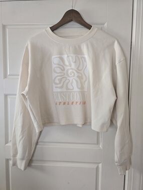 Old Navy Cream Cropped Graphic Sweatshirt